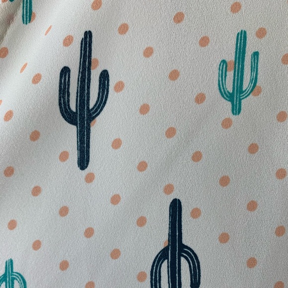 Cactus cover up with white tank set! - Picture 2 of 3